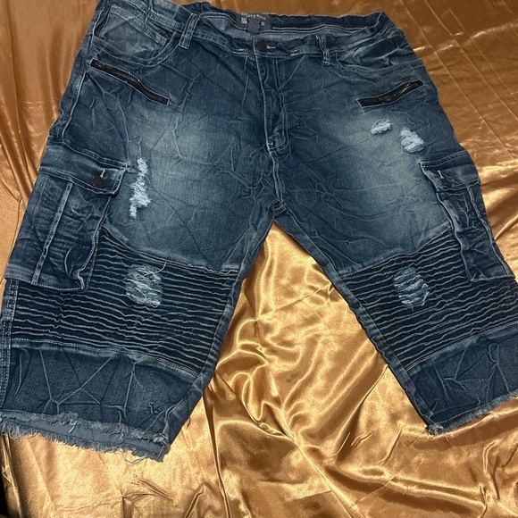 Men's Distressed Denim Cargo Shorts - Picture 1 of 5